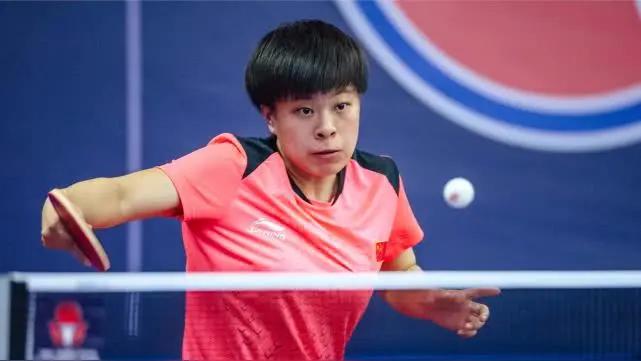 王艺迪击败横井咲樱！女单八强全部出炉～

美国大满贯女双1/8决赛，王艺迪 3-