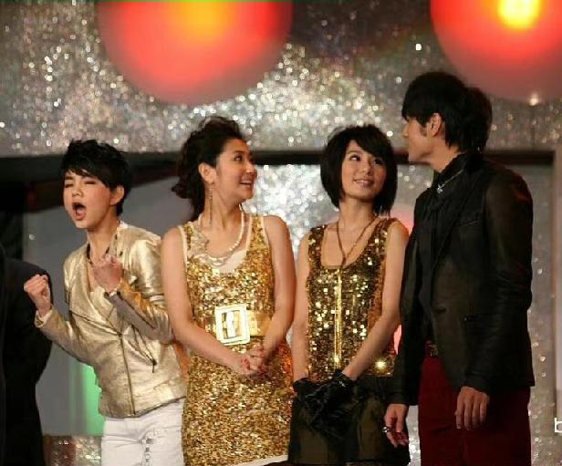 3月5日，周杰伦和田馥甄突然冲上了热搜，起因是2026年的“考古热”又把两人的旧