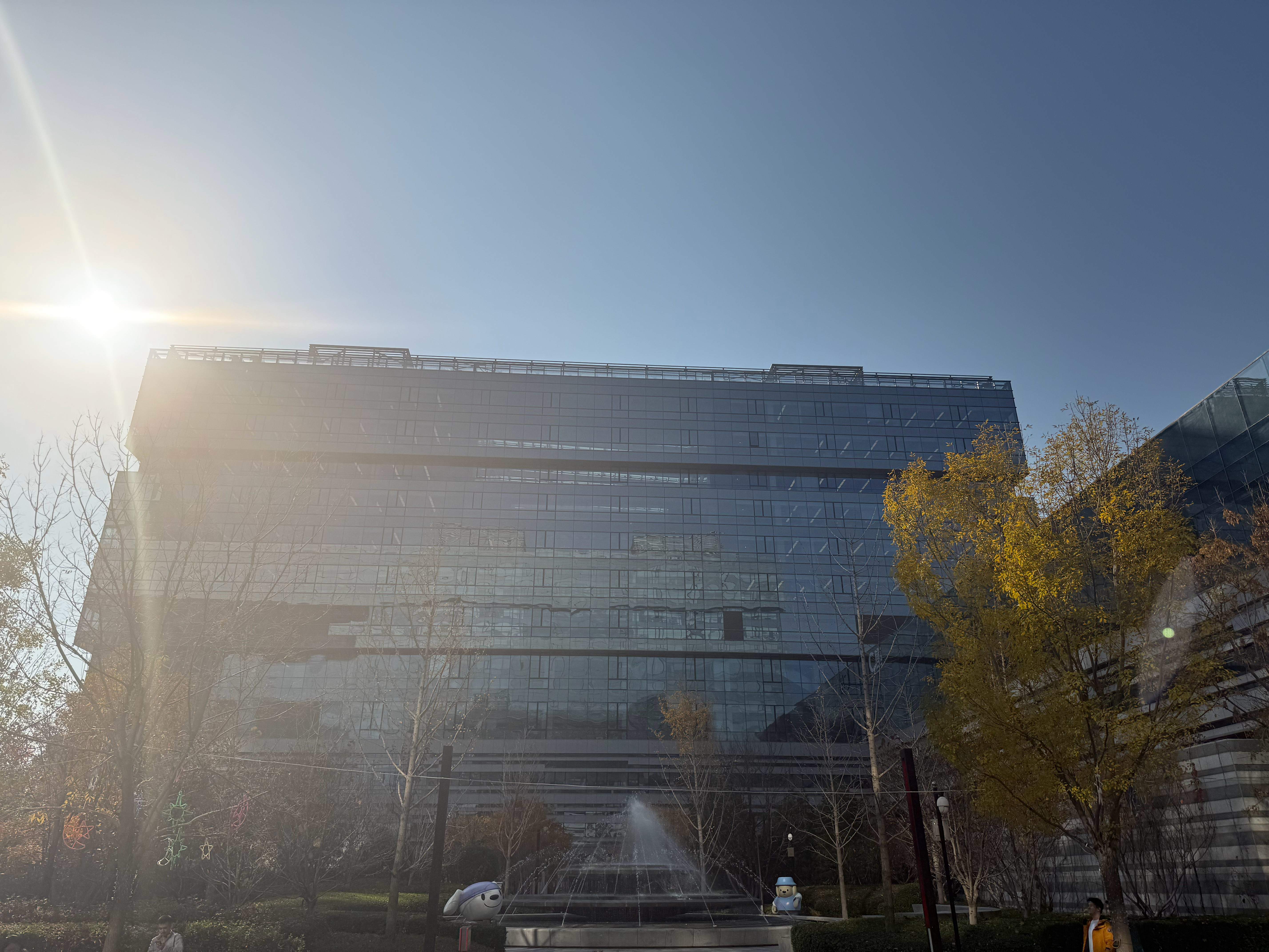 到达京东媒体日开放现场，坐等活动开始。