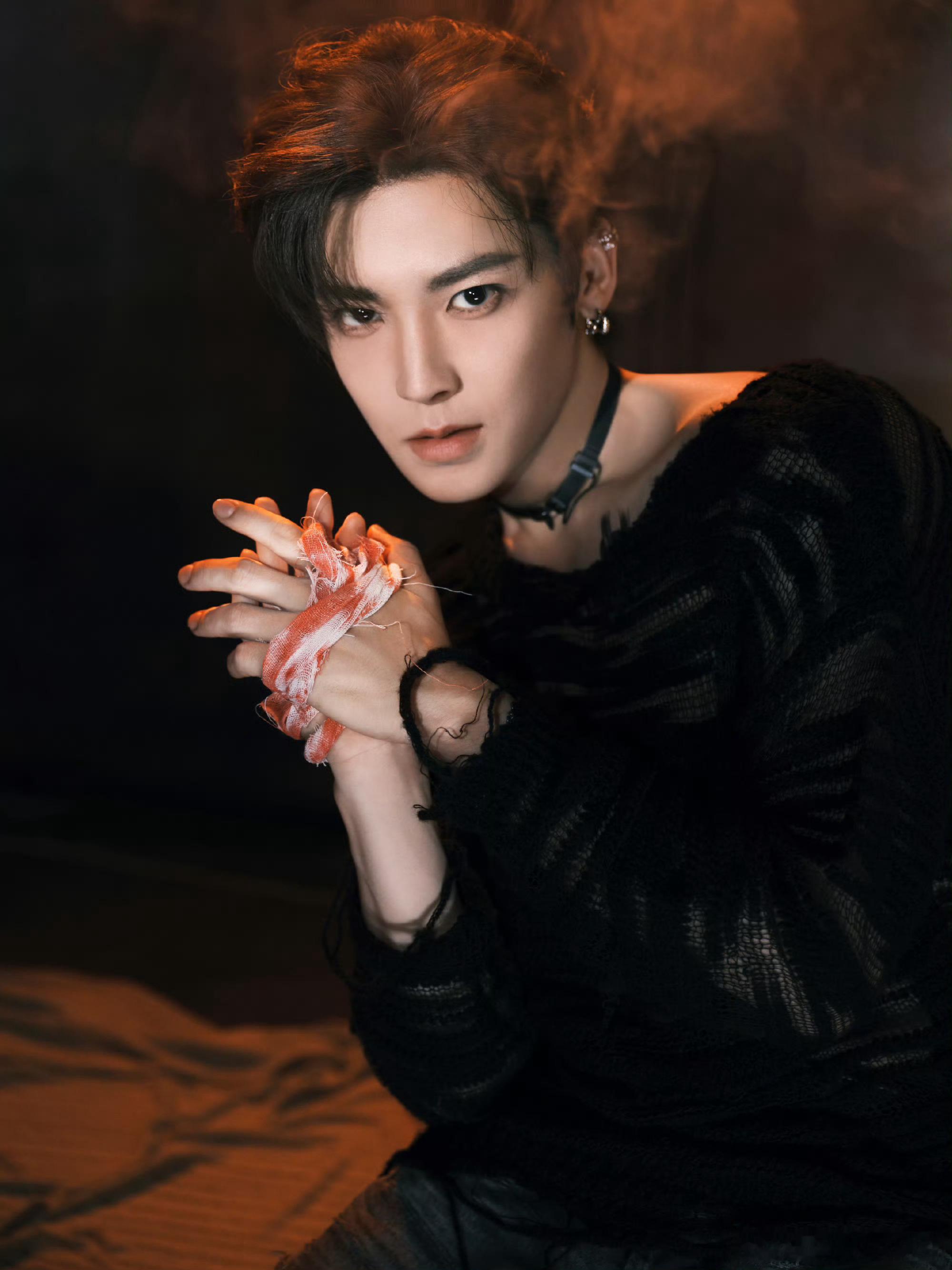 怎么开始自嬷起来了