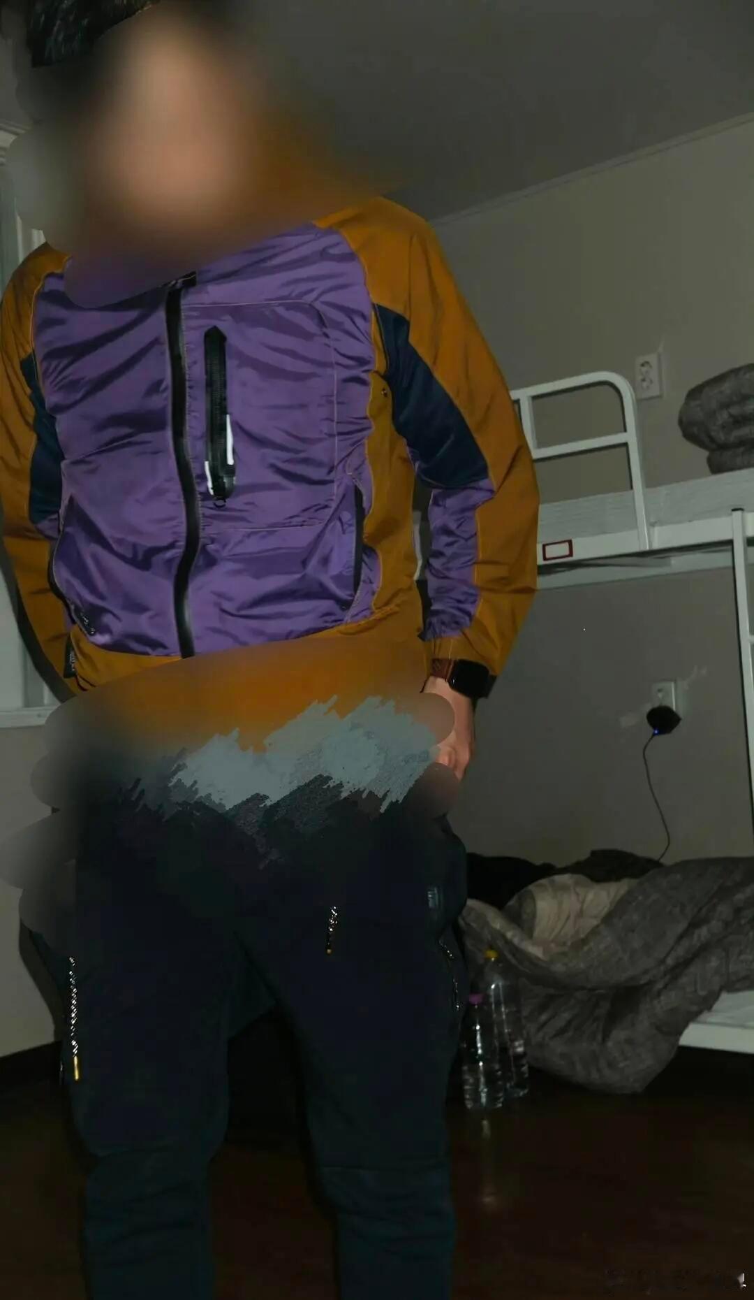 中国女生在韩遭性骚扰日本男子将污秽物排到中国女子身上和床上！近日，一位网名为“知