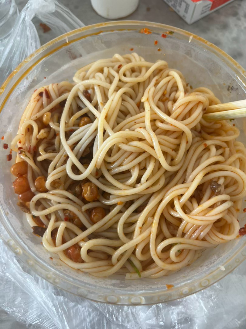 起床吃饭 