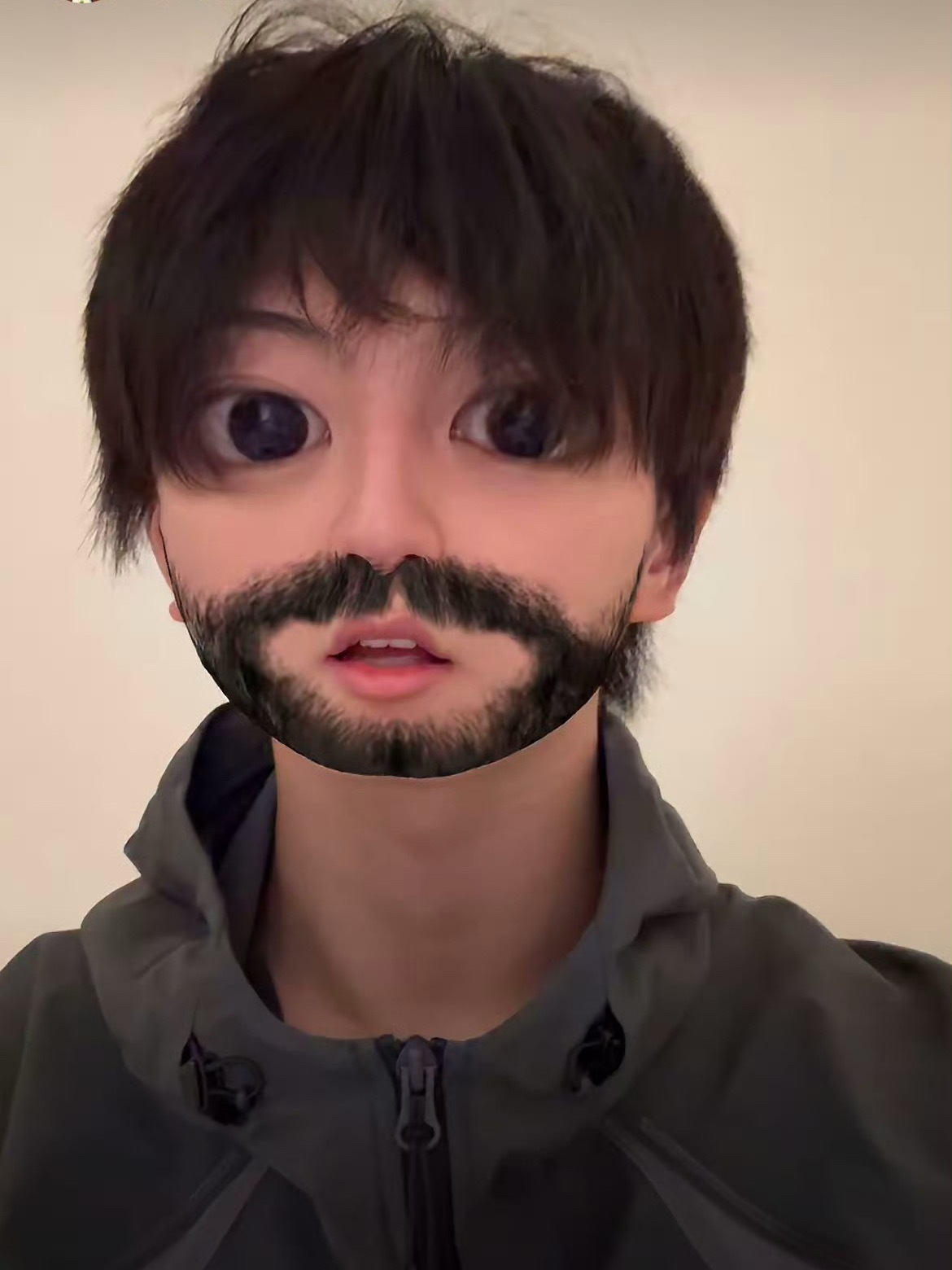 额 