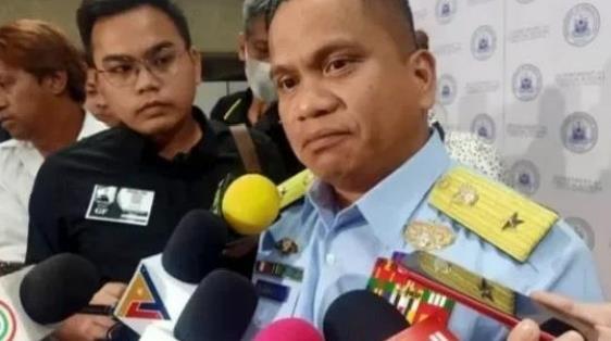 菲律宾军方发言人：中国胆敢拖走“马德雷山”号，就会用致命武器攻击中国。


20