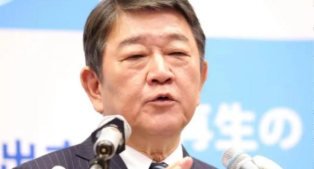 日本万万没想到，高市的愚蠢居然帮中国解决了两大问题。第一个，帮我们全中国人再次唤