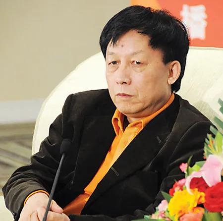 易中天认为，这个世界上从来都没有救世主，也不能依靠任何人，我不认为中国需要信仰。