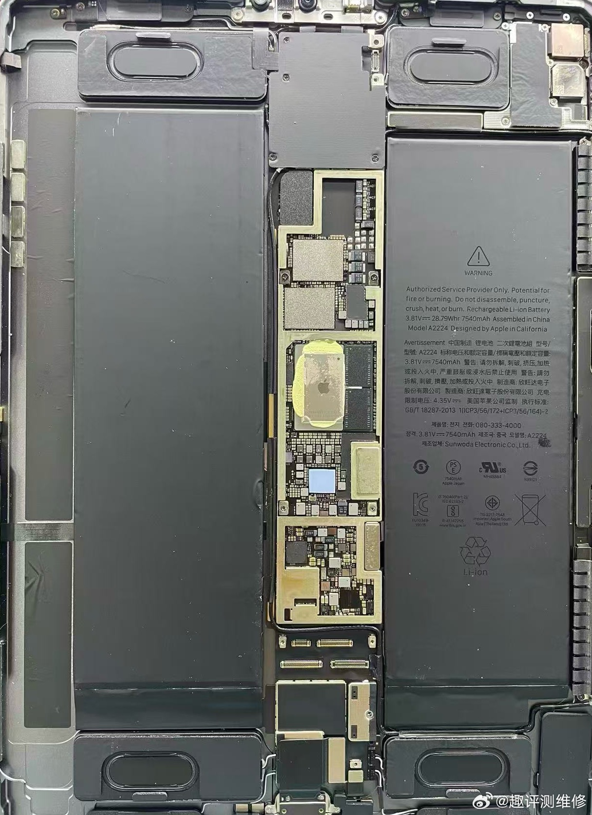 20款iPad Pro 11寸不充电夹电开机电流大查线路充电IC有短路修充电部分