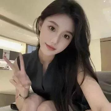 温柔笑意，优雅迷人，气质出众少女感笑容 温柔高贵的女性 温婉大方的美女 温柔大方