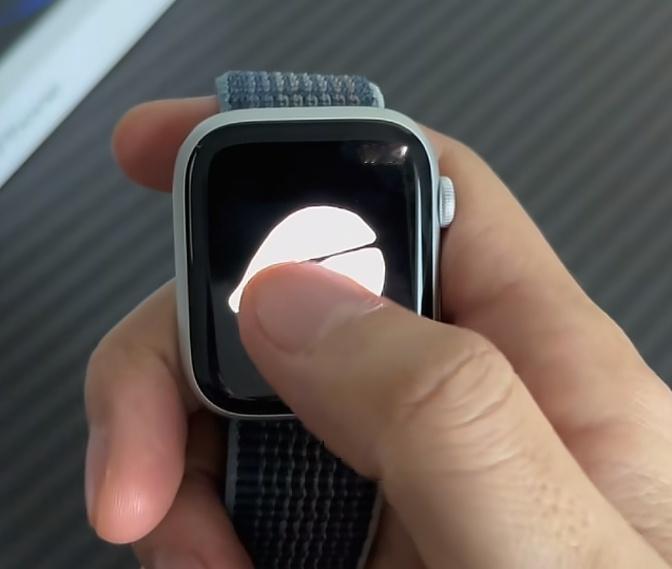 菩提本无树，明镜亦非台，木鱼轻敲，功德暗增。放下烦恼，心自静。泡泡玛特电子木鱼爆