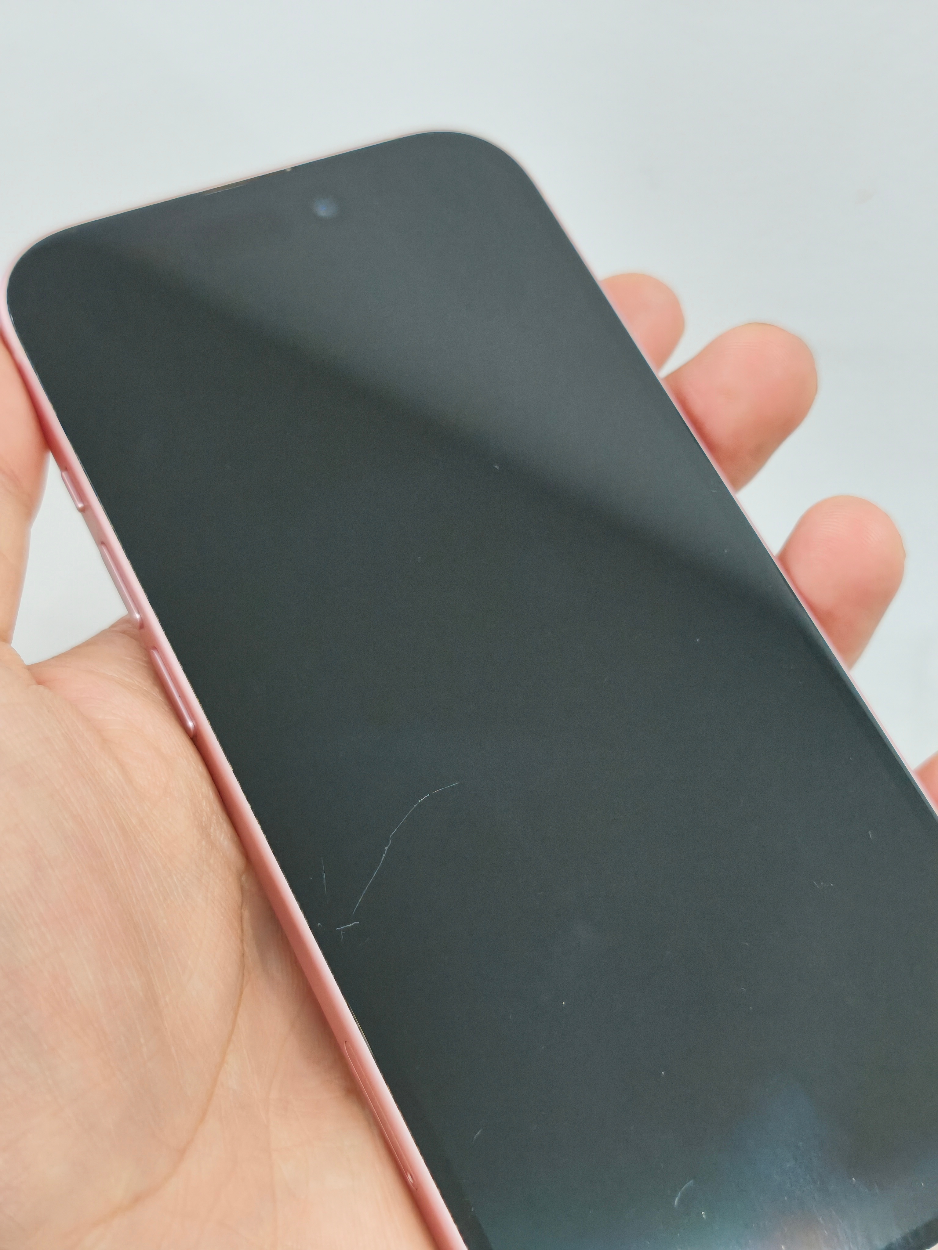 新收了台iPhone 15 国行 256 全原高电91  外观靓 屏幕划痕比靓机