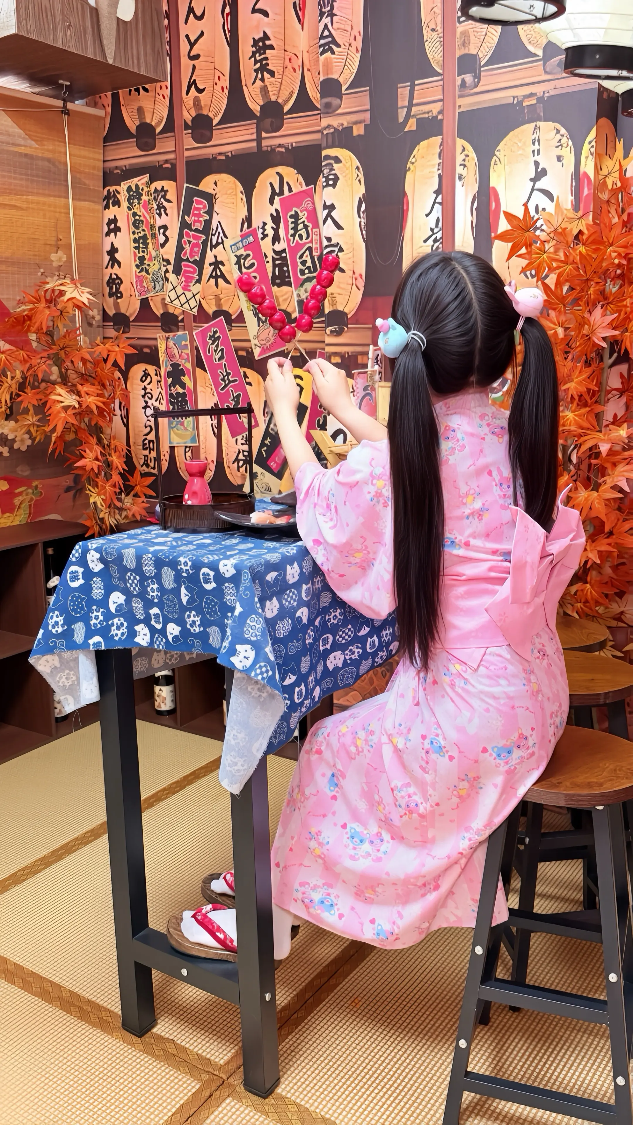 👘