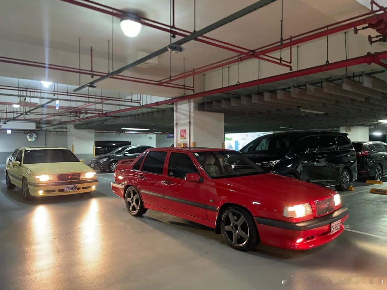 台湾老车週末VOLVO車友停車場小聚[照相机] ​​​