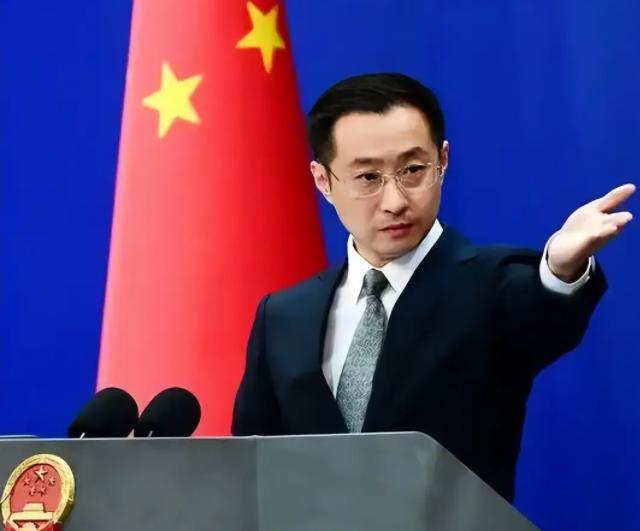 中国外交部正式宣布，
 2月9日，中国外交部正式发布消息：外交部长王毅将于2月1