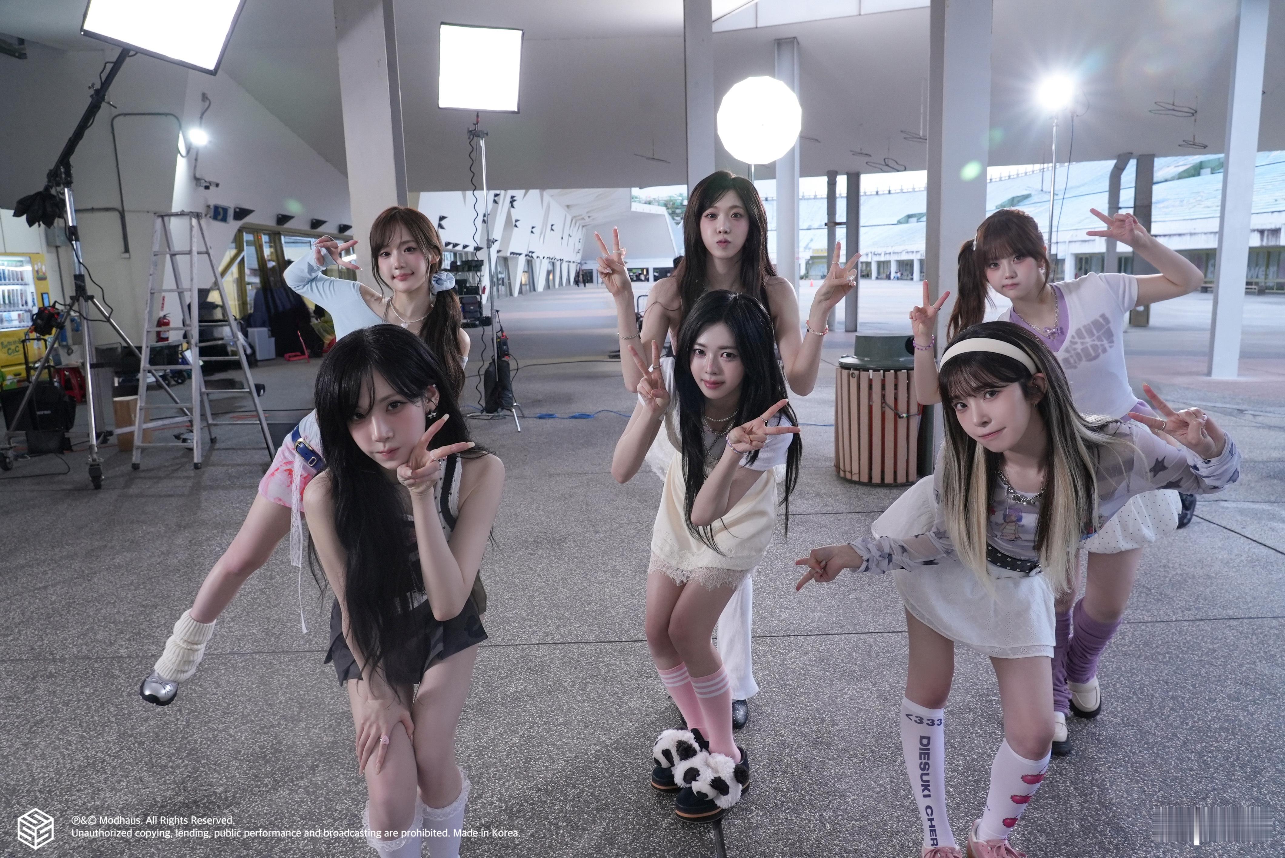 【tripleS】 <ASSEMBLE26 LOVE&POP pt.1>  Ne