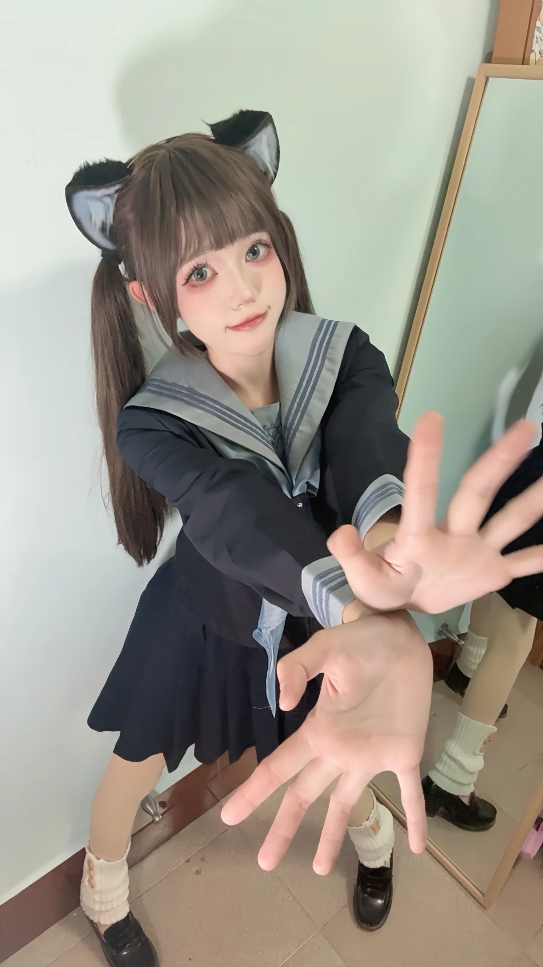 没有爱 世界会冻僵的>///<