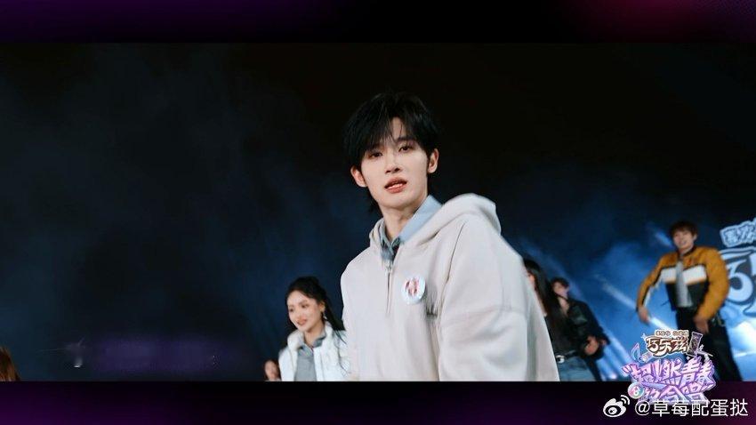 超燃青春的合唱定档超燃青春的合唱盼星星盼月亮！《超燃青春的合唱》终于定档4月24