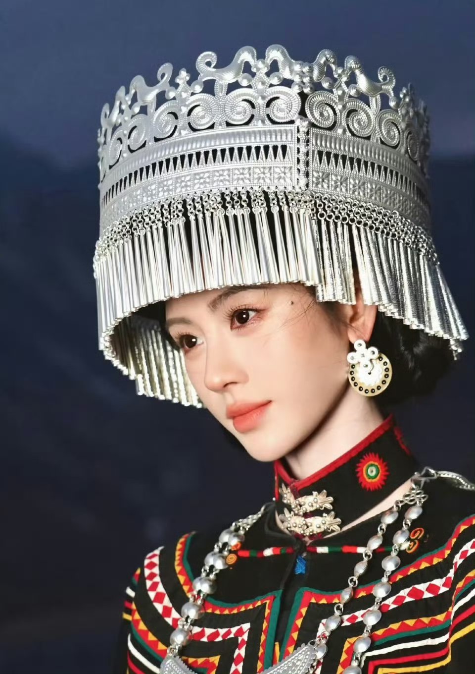 女星少数民族服饰造型 