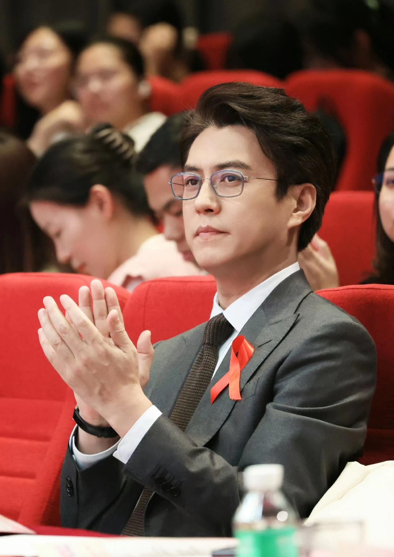 2025年岁末，“美好青春我做主”2025年红丝带青春校园行活动，走进广州医科大