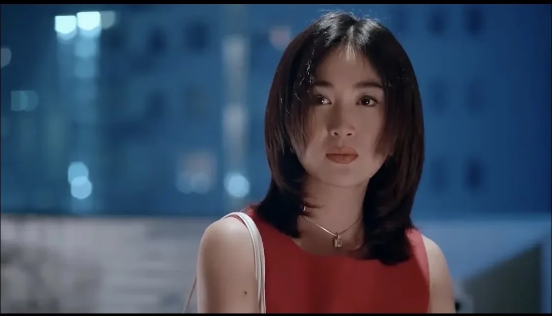 1996年温碧霞就掀起了八字刘海风潮
