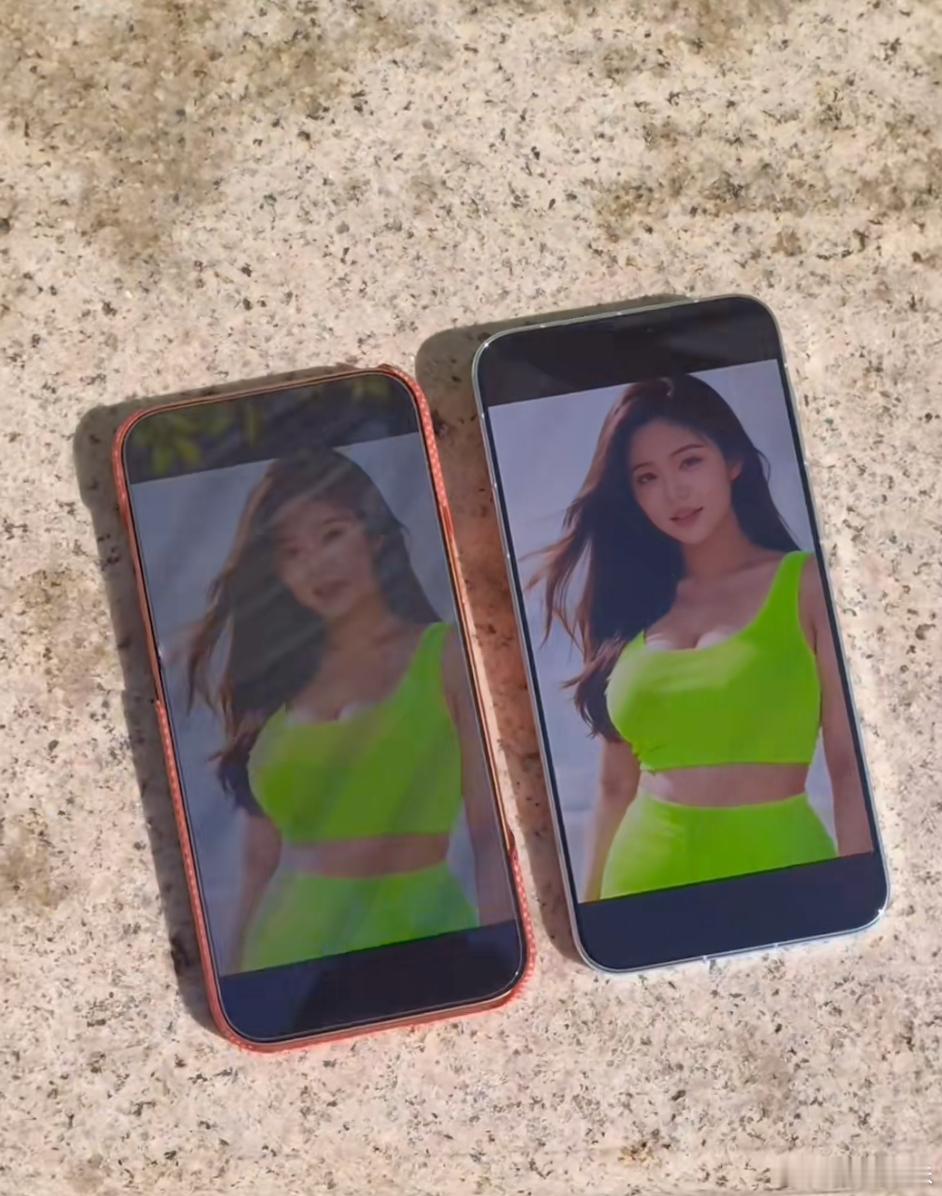 弥补了阳光下不能刷手机的遗憾手机屏幕这一块我只服华为Mate 80，强光直射下内