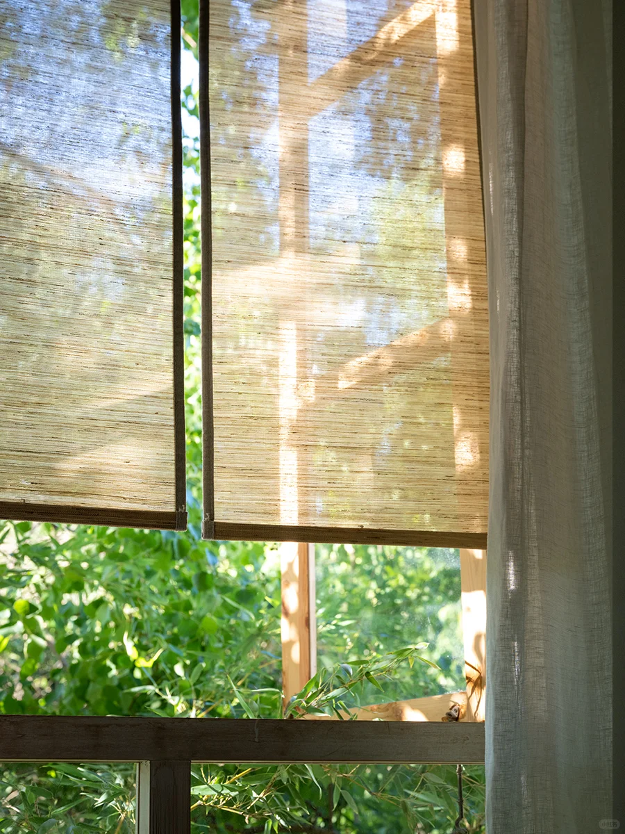 当苎麻被挂到窗边