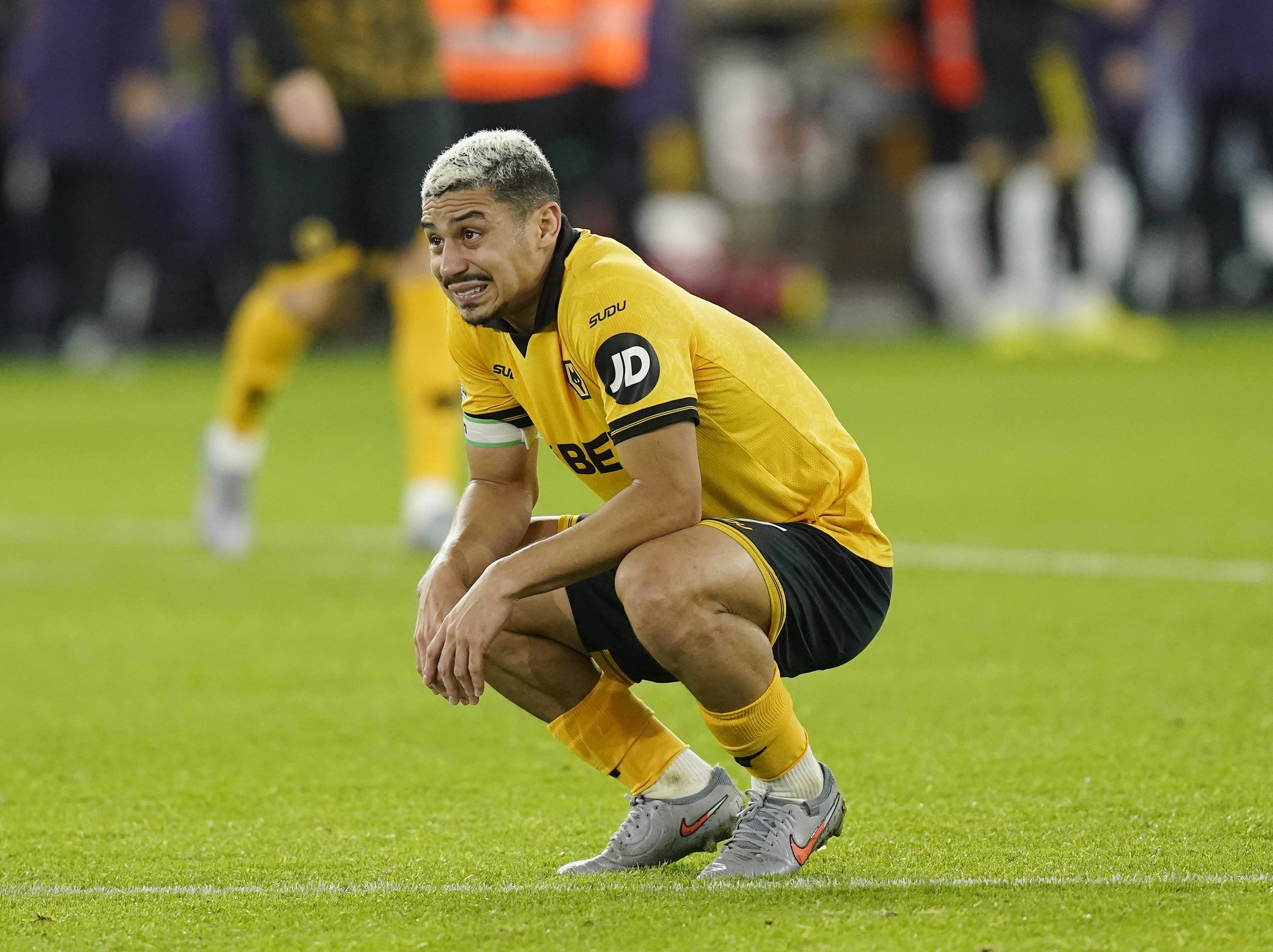 #狼队或将提前5轮降级# 英超第33轮，狼队客场0-3不敌利兹联，剩5轮落后倒数