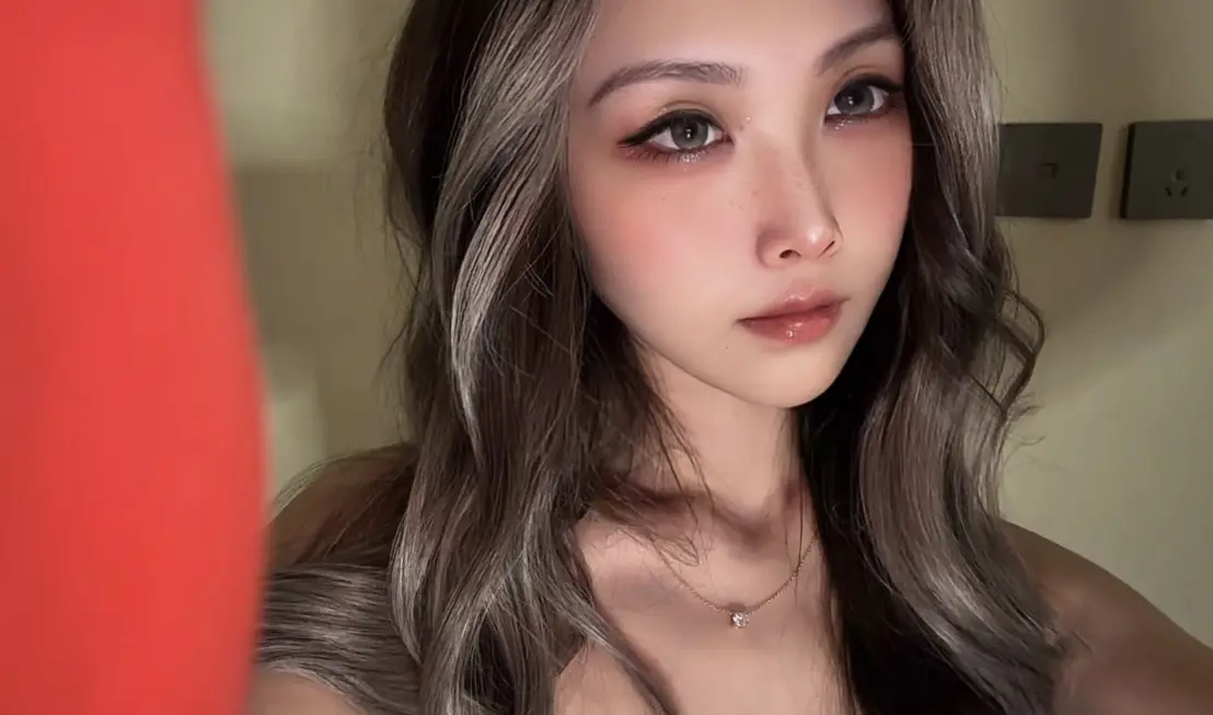 我也没错啊 谁在我身边我爱谁。