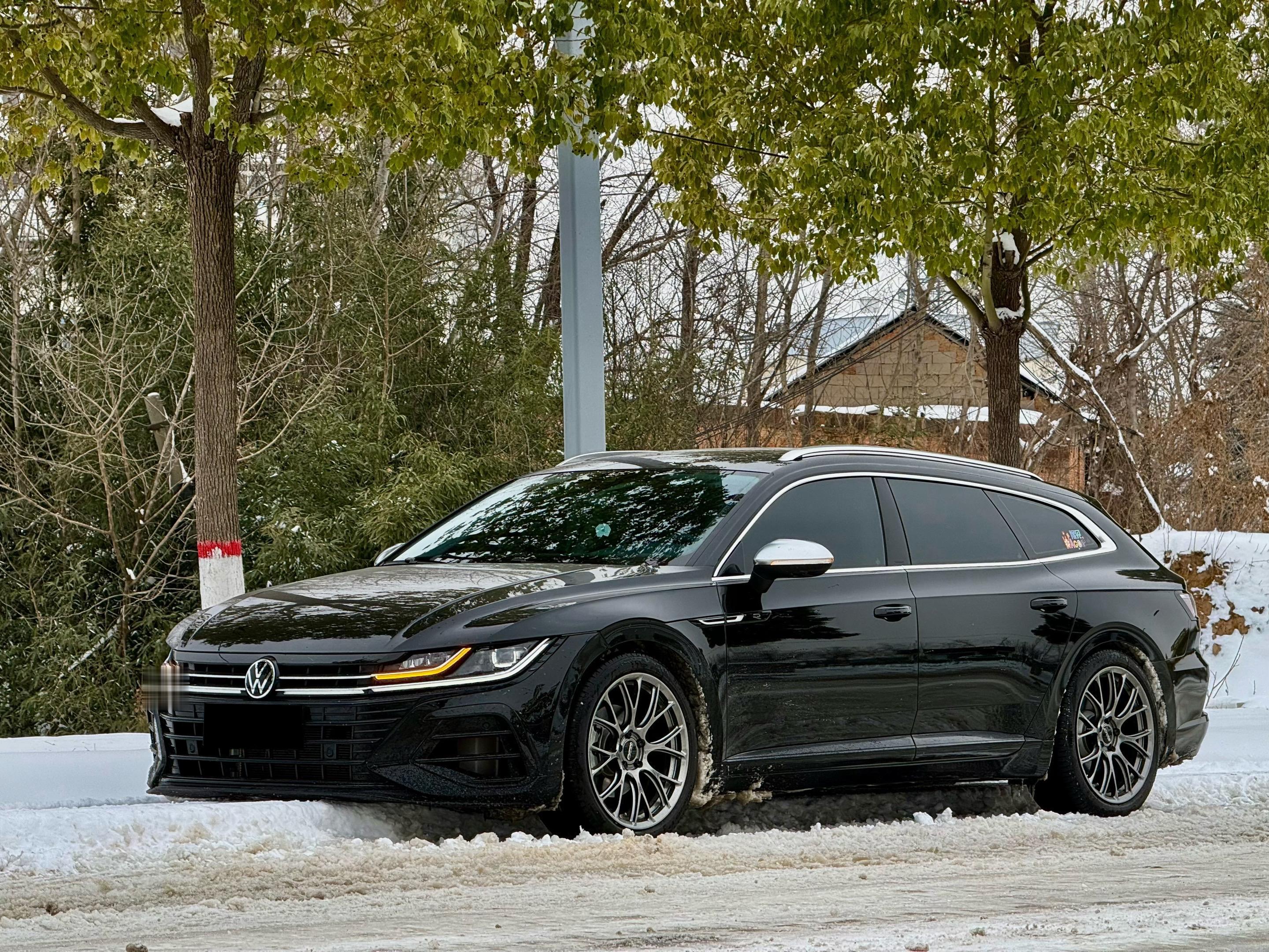 大众CC旅行版。就这个造型 我想看看对手长什么样