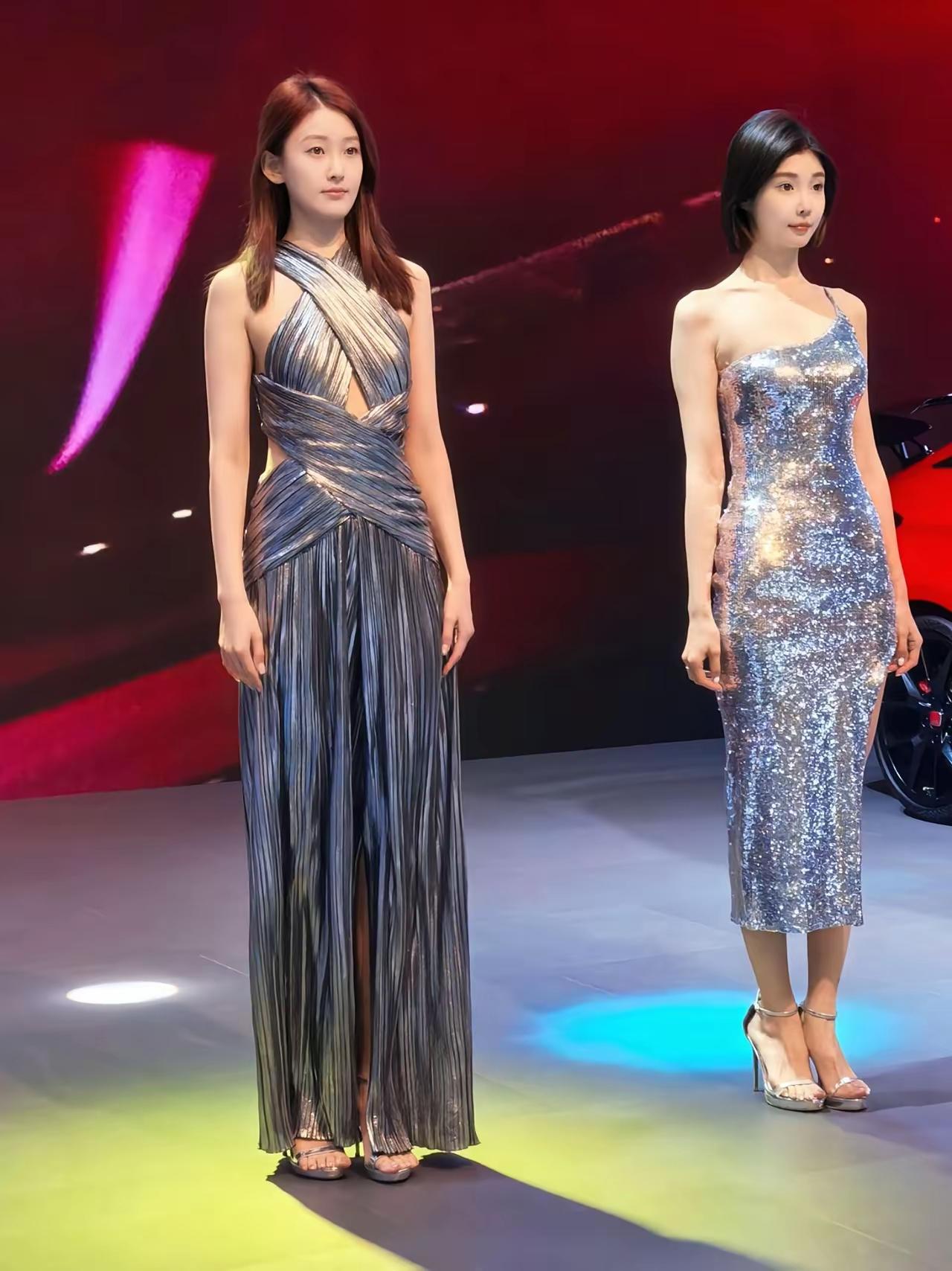 车站工作人员在练习