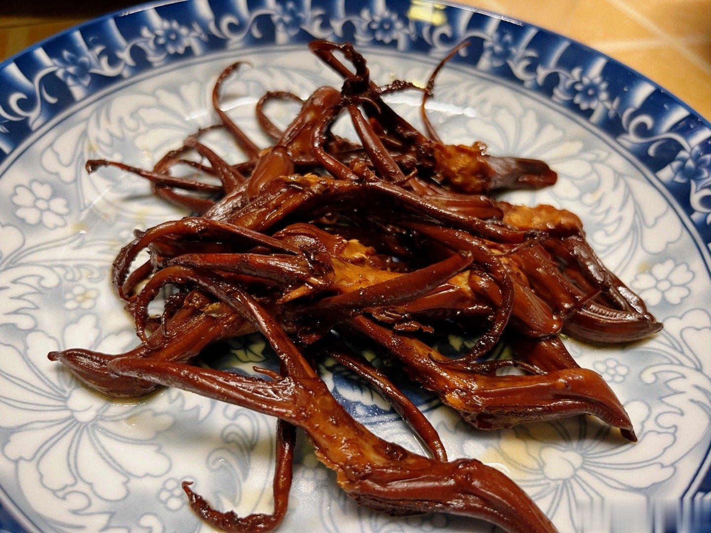卤鸭舌 ​​​