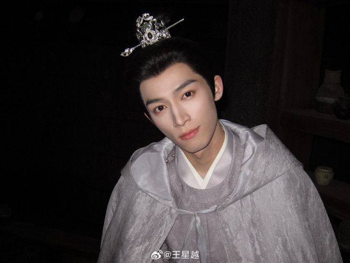 王星越语音到底发什么了 从抽象派到技术派，只差一个语音bug的距离。所以幸运在吗