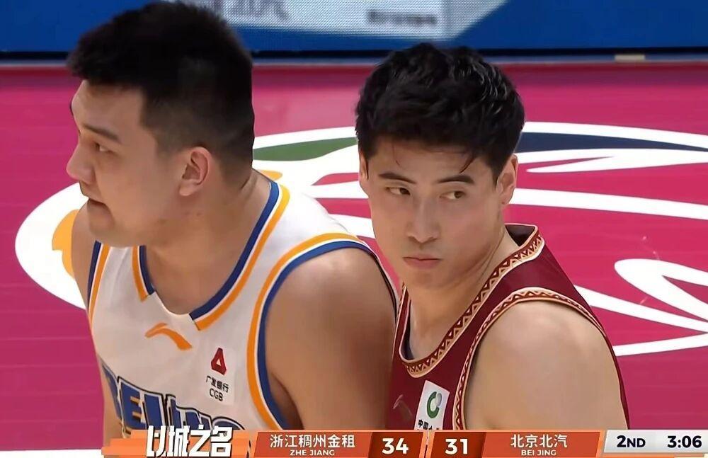 北京北汽跌出四强。
客场竟然输给浙江稠州15分。整场比赛只拿下66分，
再次创造