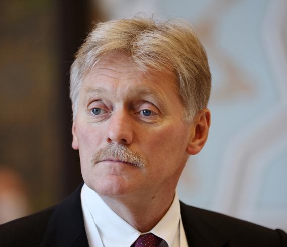 国际能源圈又炸锅了！一向强硬的美国，这次终于扛不住，直接对俄罗斯石油制裁“松口”