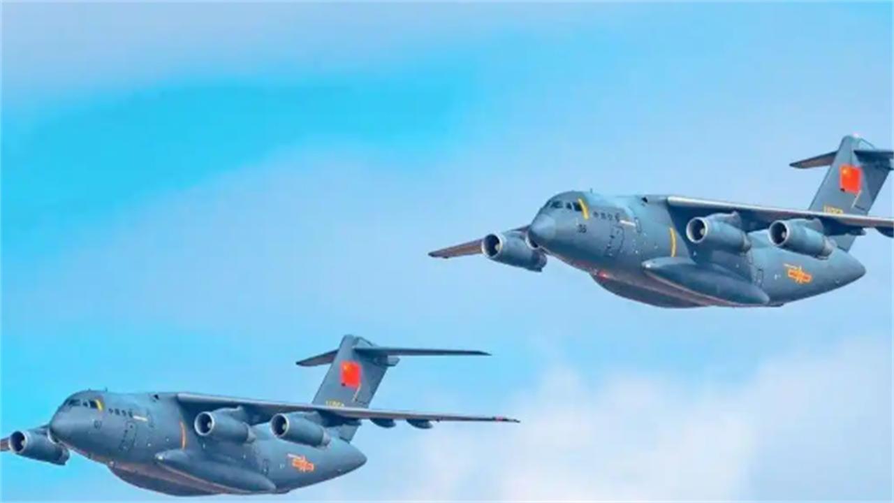 中国要有新轰炸机了？两个弹舱格外显眼，将克服轰6短板

最近某基地附近传出的卫星