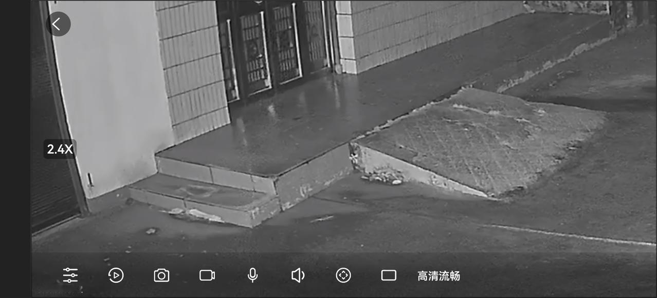 我曾经听过一个故事，一个普通家庭的规矩却令人印象深刻：每天晚饭后，家人必须轮流分