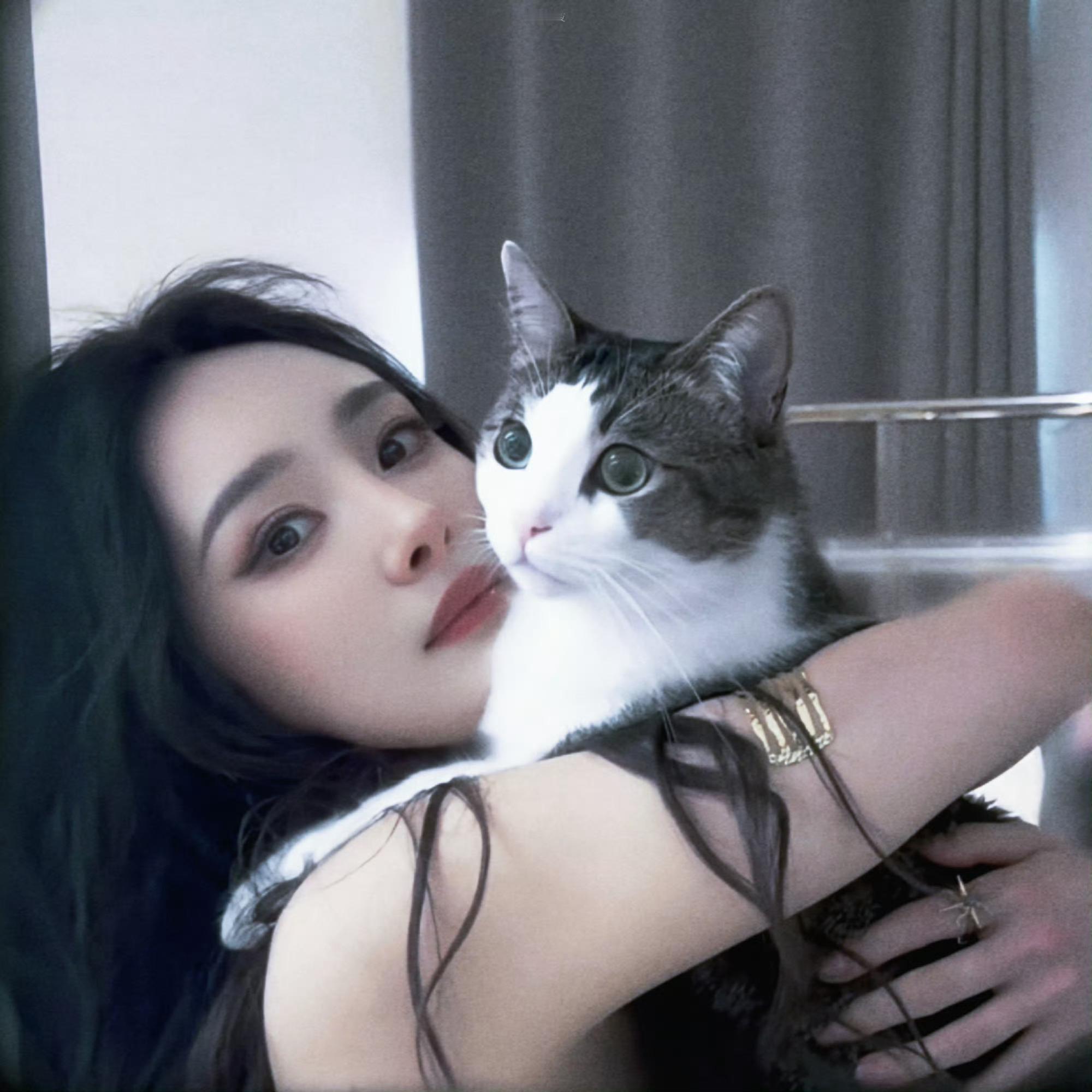 杨幂下班状态啊啊啊我要魂穿巧巧！！