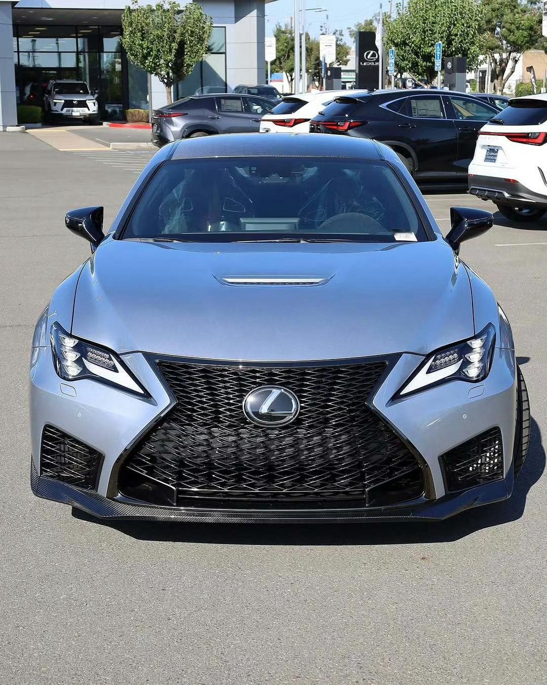 雷克萨斯 RC-F [酷][酷] ​​​