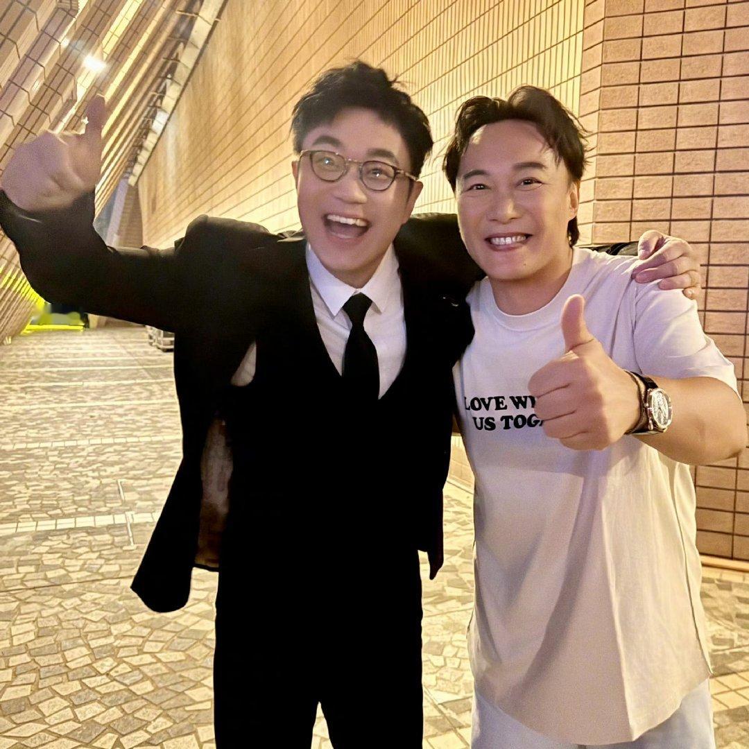 大鹏陈奕迅合照大鹏晒和陈奕迅合照大鹏晒和陈奕迅合照 