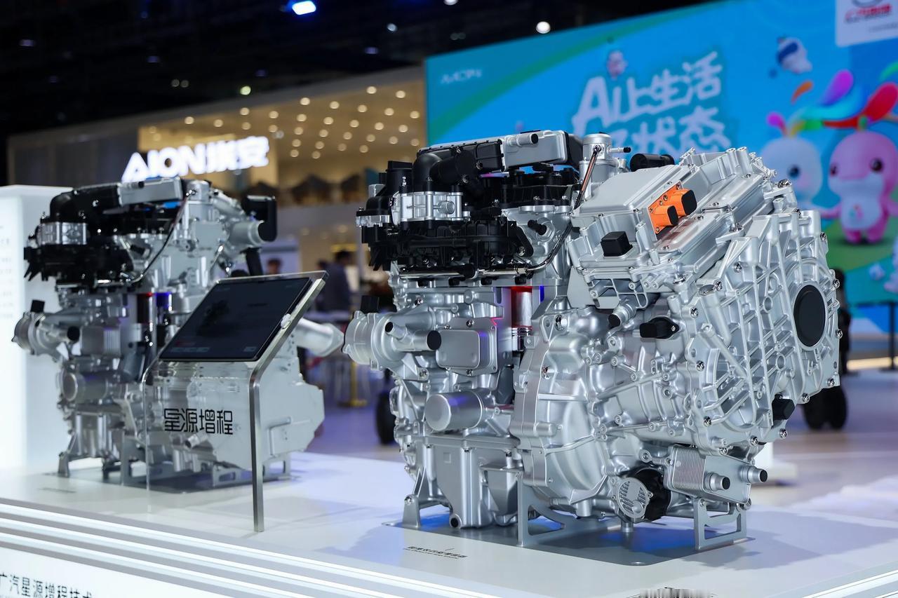 国内电池迎来新进展！在11月21日的第23届的广州车展上，广汽集团董事长冯兴亚表