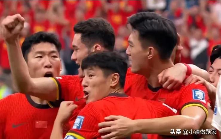 国足1:2不敌沙特队，比赛中有五个没想到：

1、没想到国足抢先进球了，比赛第1