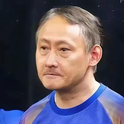 查了一下张本宇，不查不知道，一查让人佩服了。这人原名张宇，四川绵阳人，四川省队出