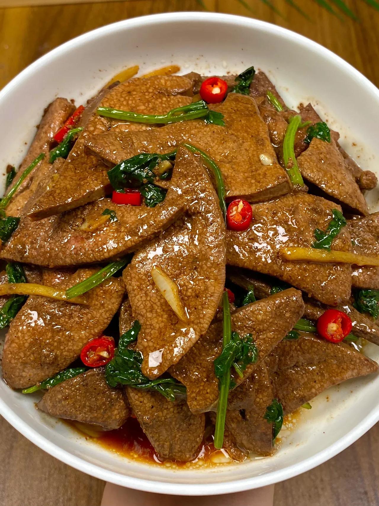 巨巨巨好吃！这做法怎么不早点发现！！！|||家人们，这样做的炒猪肝真的炒不老也不
