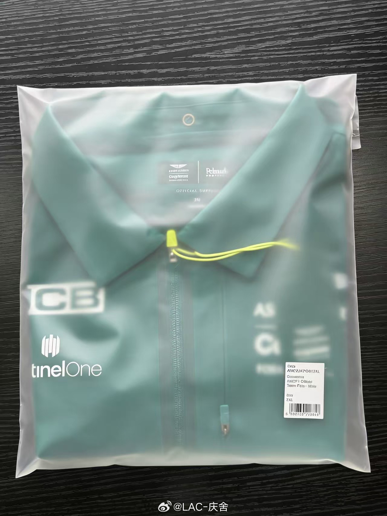 F1上海站快开始了庆舍的宠粉计划 【转发+关注】抽个铁粉送阿斯顿·马丁 F1官方