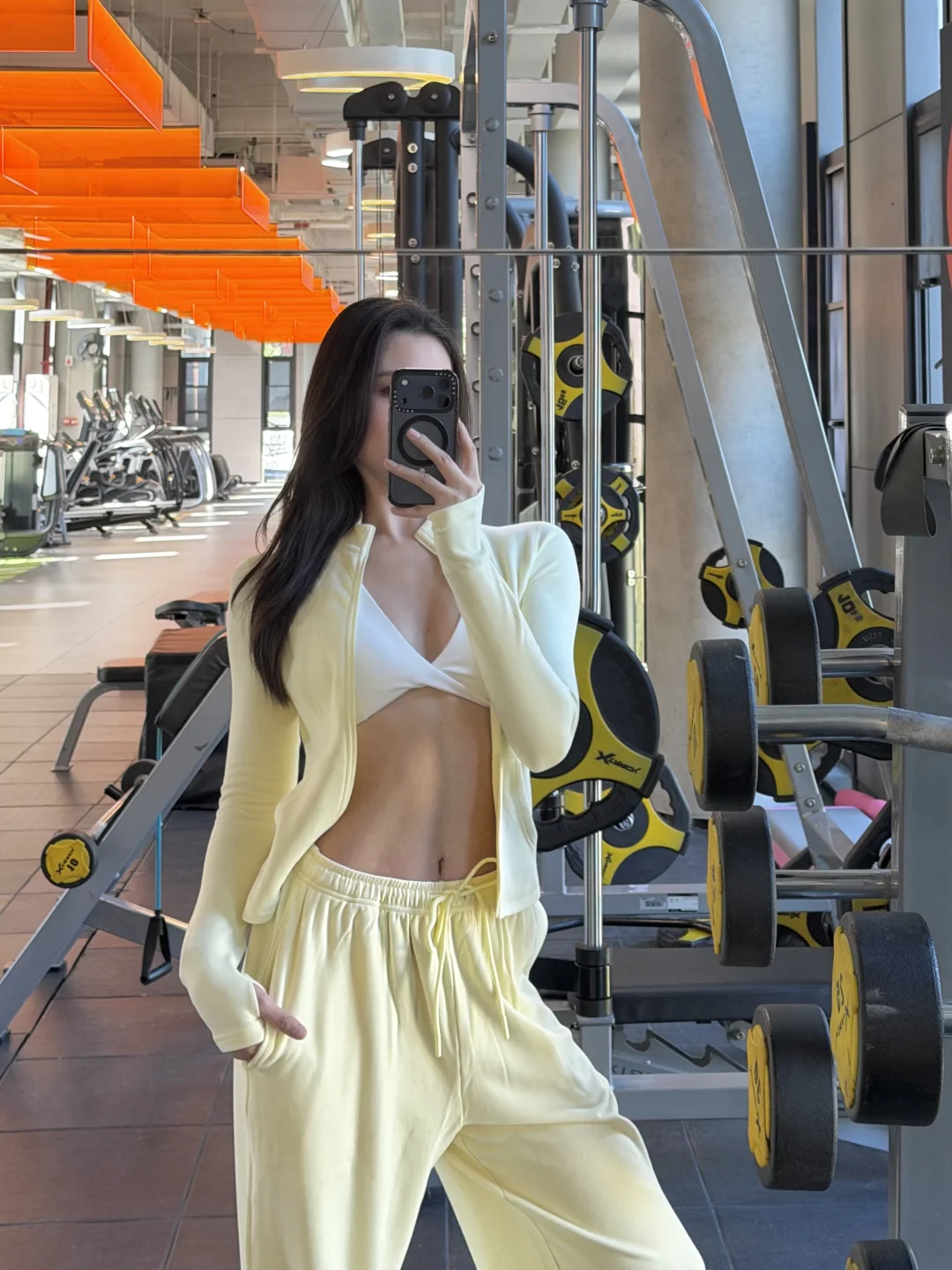 健身｜冬天里的软糯暖黄