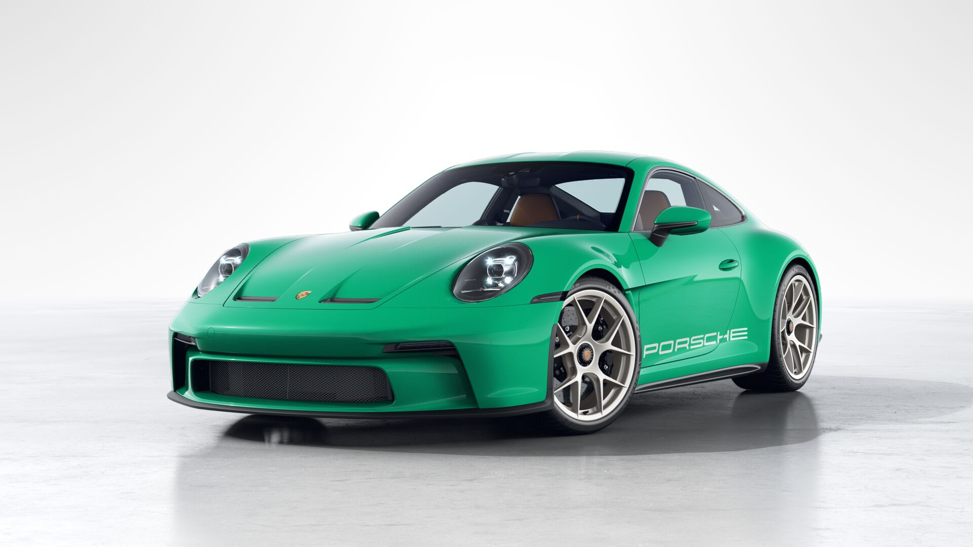 #shen车视界##色彩档案馆# 今天再来一组911 S/T的效果图，颜色鲜艳了