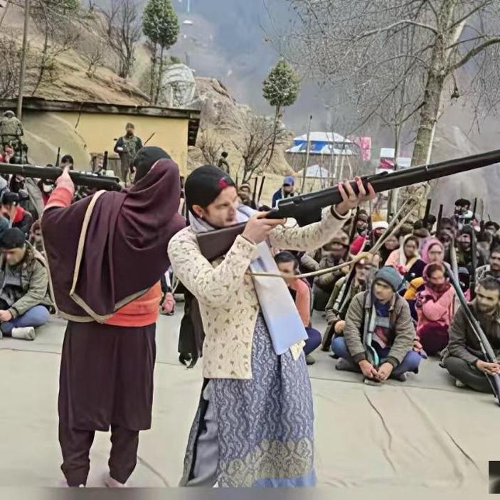 印度陆军开始在查谟和克什米尔邦的多达地区，训练乡村防卫队，有没有军事方面的大神？