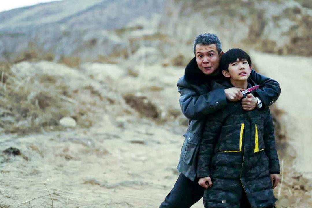 孩子最不可爱的时候，正是他最需要爱的时候那个瞬间又来了：超市地上、客厅中央、游乐