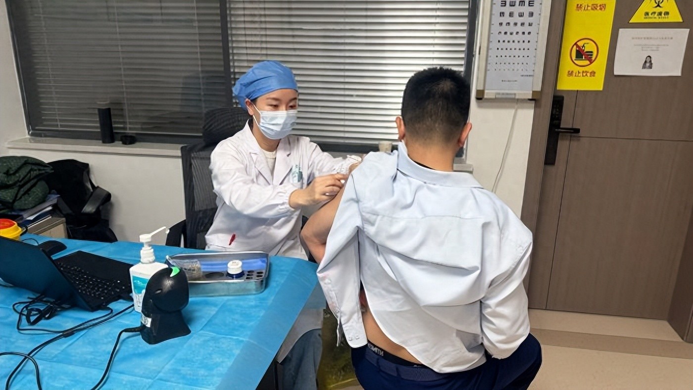 健康守护“火焰蓝”！南明区沙冲街道社区卫生服务中心暖心服务进消防