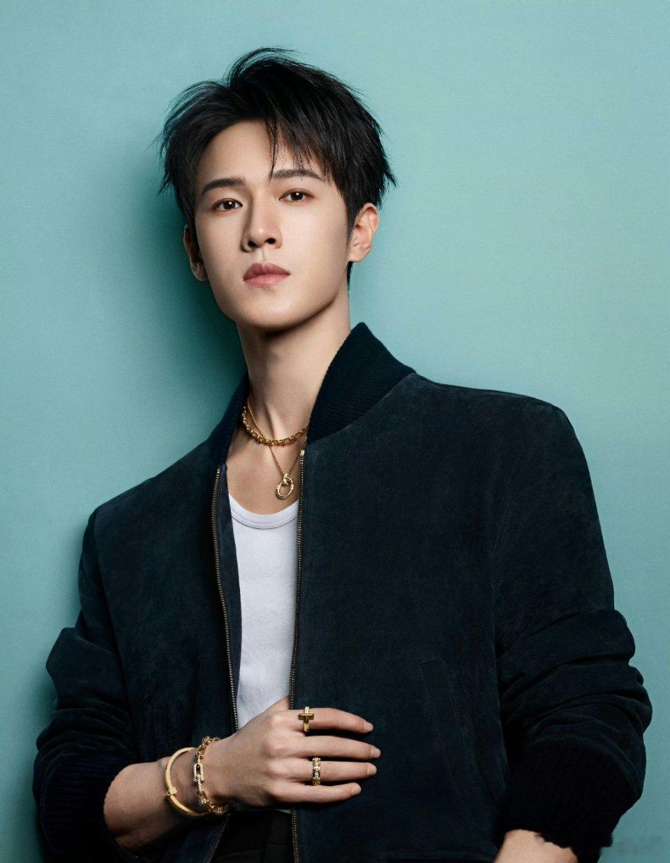 李昀锐 官宣Tiffany品牌大使，适配度完美！很贵气优雅耶