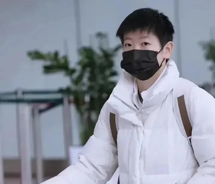 愤怒！不可容忍！这样诋毁孙颖莎不可以！有些事儿真是让人气愤，比如说最近有声音质疑